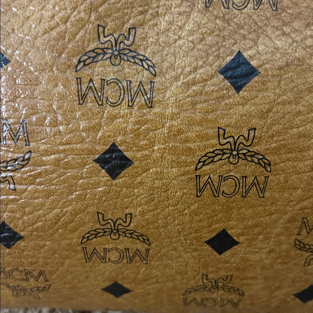 MCM cognac clutch travel bag - Picture 14 of 14